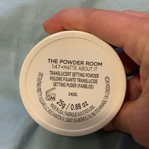 Pretty vulgar (translucent setting powder)